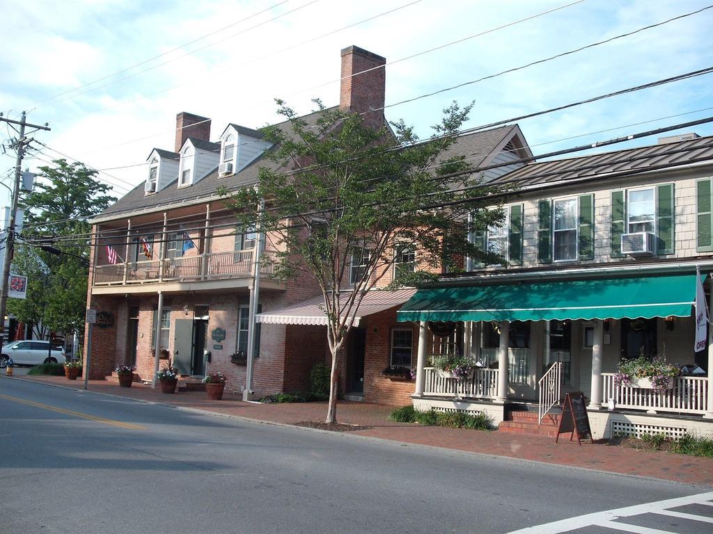 Old Brick Inn Saint Michaels Extérieur photo